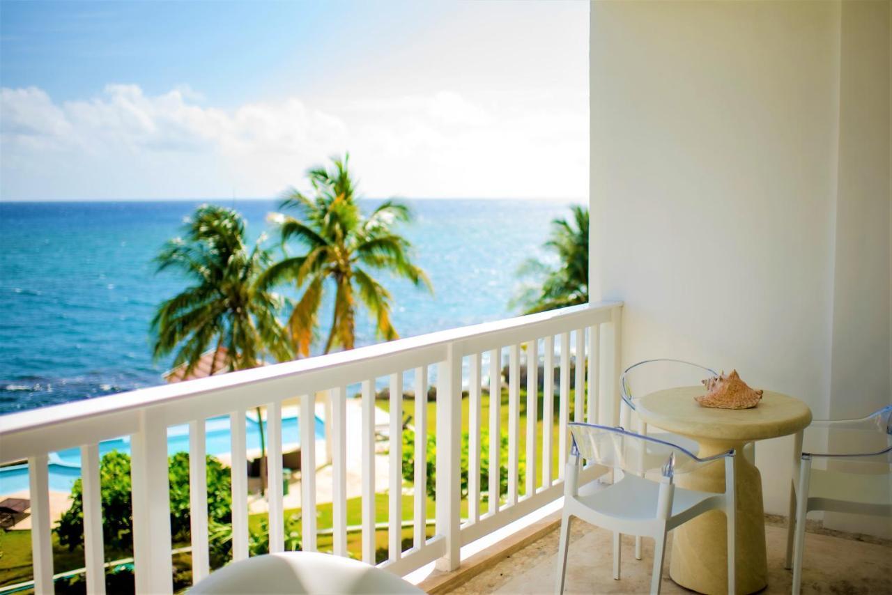 Whispering Seas Oceanfront Suite Ocho Rios Exterior foto